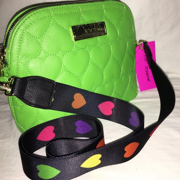 Betsey Johnson Handbags - Betsey Johnson Green Quilted Heart Crossbody Bag